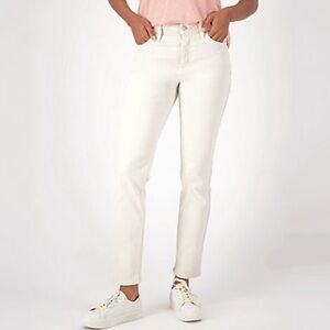 🐷🆕 Candace Cameron Bure Ecru Button Fly Jean